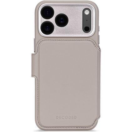 Decoded Detachable Wallet iPhone 17 Pro MagSafe Aito nahka 2-in-1-lompakkokotelo irrotettavalla kuorella + Setelitasku - Solid Clay