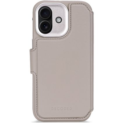 Decoded Detachable Wallet iPhone 17 MagSafe Cover Vera pelle Cover a libro 2 in 1 con guscio estraibile a portafoglio - Solid Clay