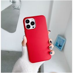 Mobigear Frosted iPhone 13 Pro Kova Suojakuori - Punainen