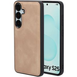 Mobiparts Classic Samsung Galaxy S25 MagSafe TPU / Cuero sintético Carcasa - Moonstone Beige