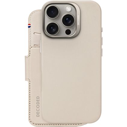 Decoded Detachable Wallet iPhone 16 Pro MagSafe Case Genuine Leather Detachable 2-in-1 Wallet Case Wallet - Clay
